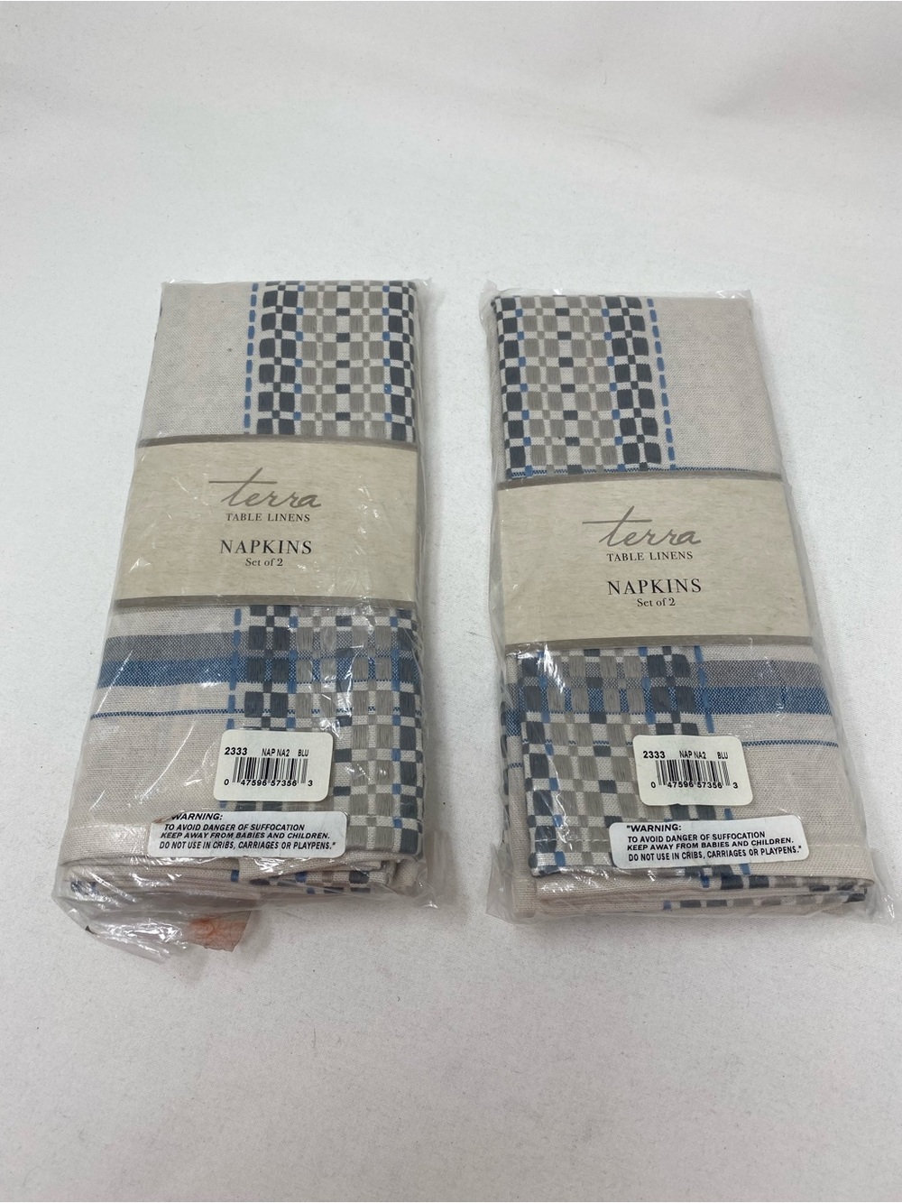 Terra Blue Checkered Napkins - Set of 4 Still in plastic wrap